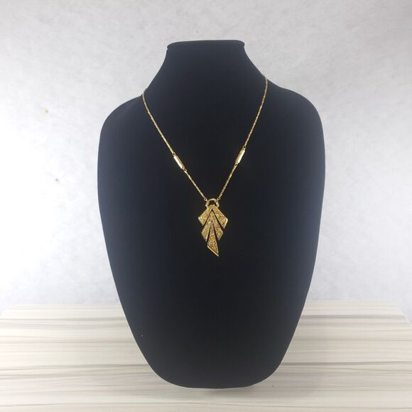 Crown Trifari Gold Tone Necklace Leaf Chevron Deco Feather Brutalist Abstract - Picture 5 of 12